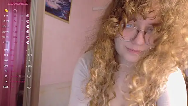 Snapshot of Milounee chatting on March 5, 2026, 11:06 am Milounee online show from March 5, 2026, 11:06 am