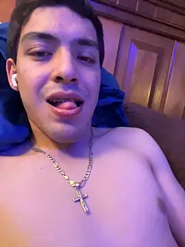 Snapshot of Tupapi696969q chatting on March 23, 2026, 4:38 am Tupapi696969q online show from March 23, 2026, 4:38 am