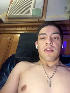 Snapshot of Tupapi696969q chatting on May 21, 2026, 4:30 am Tupapi696969q online show from May 21, 2026, 4:30 am