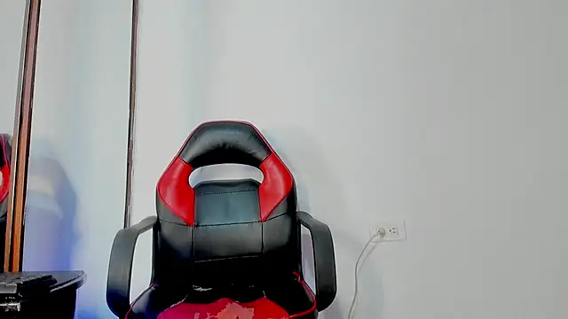 Snapshot of JERO_TEASE_S7S chatting on February 27, 2026, 7:36 pm JERO TEASE S7S online show from February 27, 2026, 7:36 pm