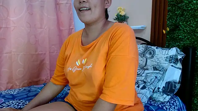 Snapshot of calimasalas2 chatting on February 28, 2026, 9:27 pm calimasalas2 online show from February 28, 2026, 9:27 pm