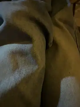 Snapshot of Caramel_sexy chatting on February 19, 2026, 11:17 am Caramel sexy online show from February 19, 2026, 11:17 am