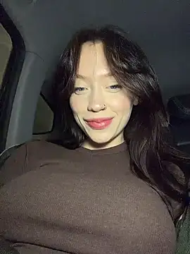 Snapshot of CityLynx chatting on February 17, 2026, 4:02 pm CityLynx online show from February 17, 2026, 4:02 pm