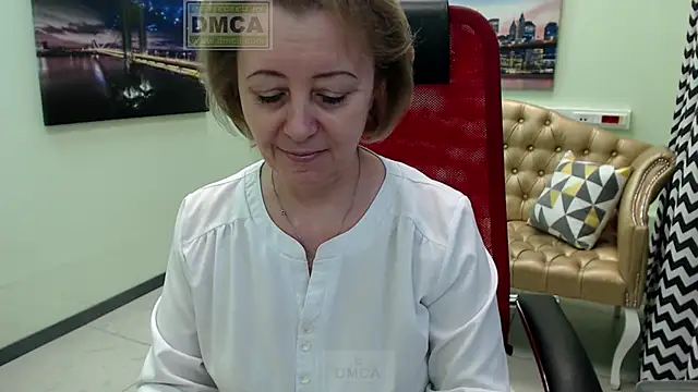 Snapshot of MONA_W chatting on February 20, 2026, 11:32 am MONA W online show from February 20, 2026, 11:32 am