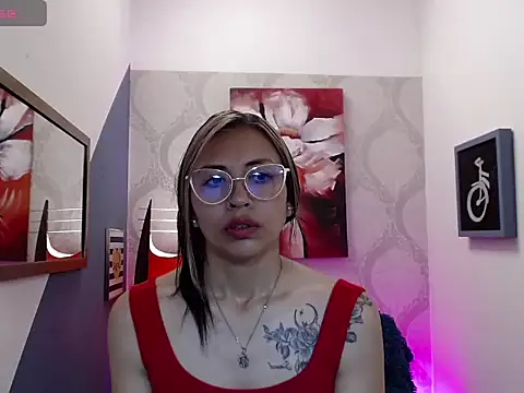 Snapshot of Liaaa_Seraaph chatting on February 11, 2026, 1:38 pm Liaaa Seraaph online show from February 11, 2026, 1:38 pm