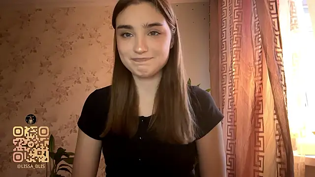 Snapshot of LissaBliss chatting on February 4, 2026, 1:50 pm LissaBliss online show from February 4, 2026, 1:50 pm