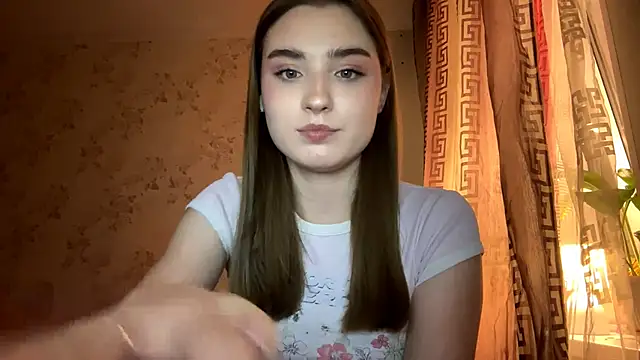 Snapshot of LissaBliss chatting on February 15, 2026, 4:58 pm LissaBliss online show from February 15, 2026, 4:58 pm