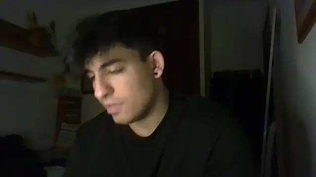 Snapshot of poliakovxx chatting on February 5, 2026, 9:52 pm poliakovxx online show from February 5, 2026, 9:52 pm