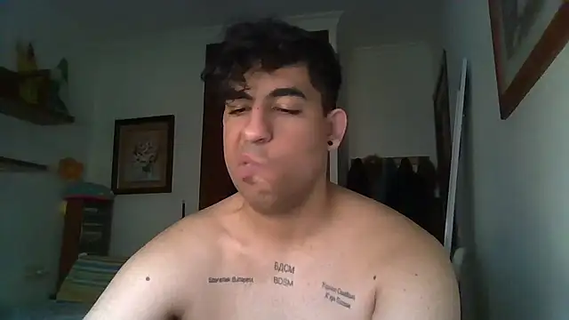 Snapshot of poliakovxx chatting on February 7, 2026, 9:35 am poliakovxx online show from February 7, 2026, 9:35 am