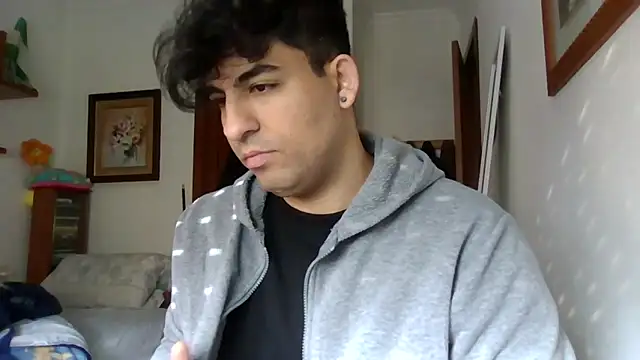 Snapshot of poliakovxx chatting on February 8, 2026, 9:45 am poliakovxx online show from February 8, 2026, 9:45 am