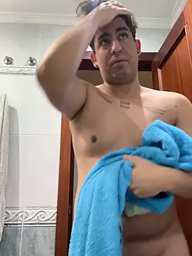 Snapshot of poliakovxx chatting on February 14, 2026, 12:57 pm poliakovxx online show from February 14, 2026, 12:57 pm