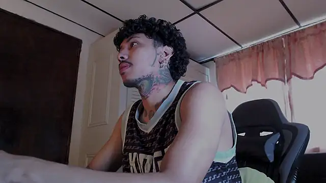 Snapshot of D3v1L88 chatting on February 20, 2026, 5:24 pm D3v1L88 online show from February 20, 2026, 5:24 pm