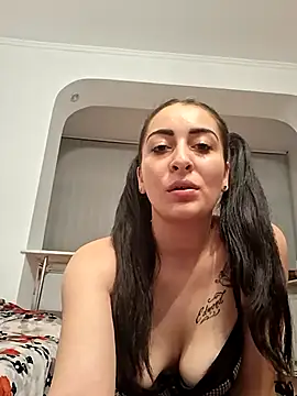 ElleanorPink online show from February 12, 2026, 2:28 am