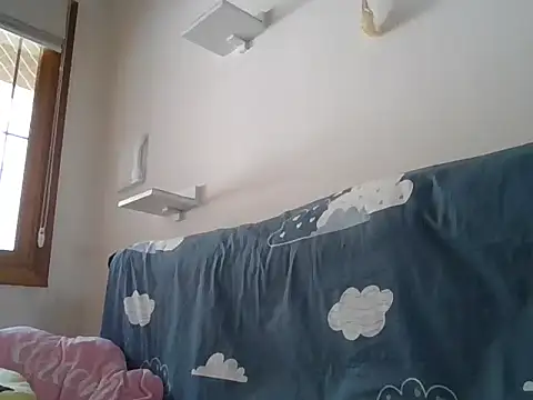 Snapshot of Vinni_19cm chatting on March 14, 2026, 5:07 pm Vinni 19cm online show from March 14, 2026, 5:07 pm