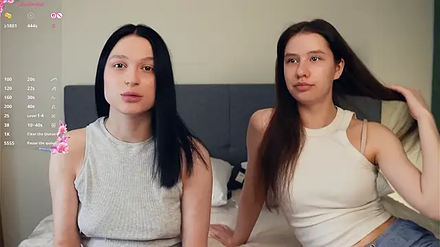 Snapshot of ZofiaSoshnik chatting on February 2, 2026, 7:07 am ZofiaSoshnik online show from February 2, 2026, 7:07 am