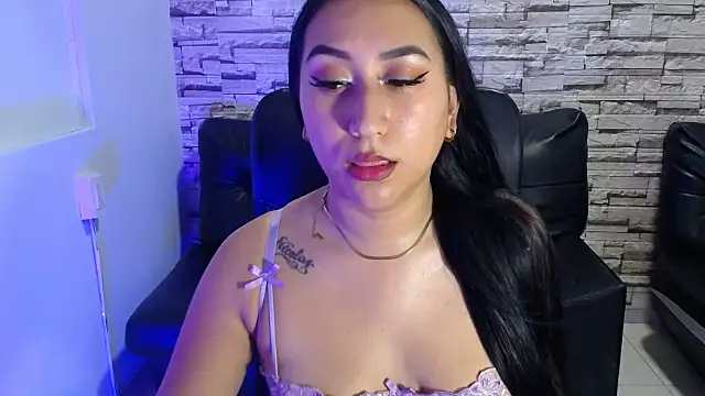 paula ross  online show from April 10, 2026, 11:20 pm