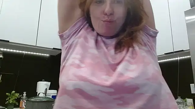 HazelSkyesChat online show from May 27, 2026, 5:10 pm
