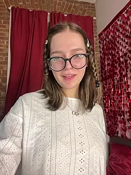 Snapshot of MyKittySayMeow chatting on February 20, 2026, 10:21 pm MyKittySayMeow online show from February 20, 2026, 10:21 pm