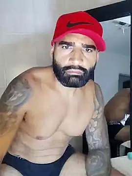 Snapshot of Lucius40 chatting on February 5, 2026, 6:29 am Lucius40 online show from February 5, 2026, 6:29 am