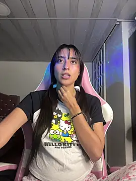 Snapshot of kuromi_x chatting on February 14, 2026, 9:39 am kuromi x online show from February 14, 2026, 9:39 am