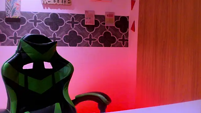 Snapshot of Cristhian_Dirty chatting on February 12, 2026, 11:11 pm Cristhian Dirty online show from February 12, 2026, 11:11 pm