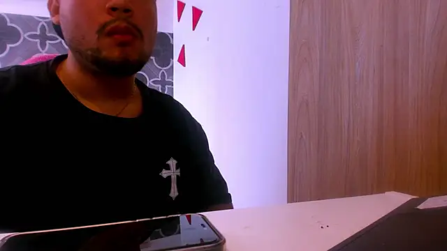 Snapshot of Cristhian_Dirty chatting on February 13, 2026, 7:32 pm Cristhian Dirty online show from February 13, 2026, 7:32 pm