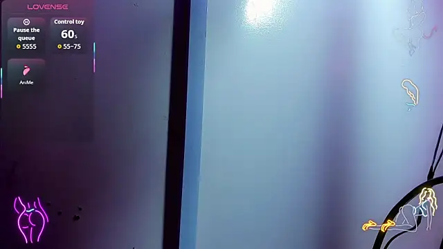 Snapshot of Karol_Vanessa__ chatting on March 1, 2026, 3:19 am Karol Vanessa online show from March 1, 2026, 3:19 am