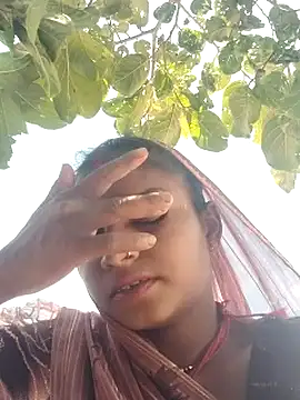 Snapshot of Gungun_thakur chatting on March 4, 2026, 6:19 am Gungun thakur online show from March 4, 2026, 6:19 am