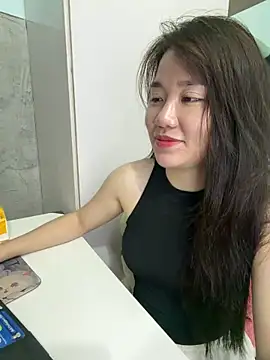 Amy8386 online show from May 28, 2026, 5:05 am