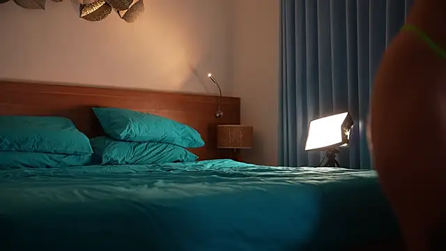 Snapshot of Sarah_Pink chatting on February 28, 2026, 2:07 pm Sarah Pink online show from February 28, 2026, 2:07 pm