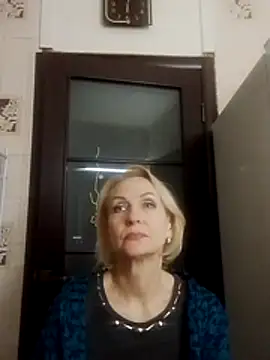 Snapshot of MichelleSolis chatting on February 5, 2026, 4:00 pm MichelleSolis online show from February 5, 2026, 4:00 pm