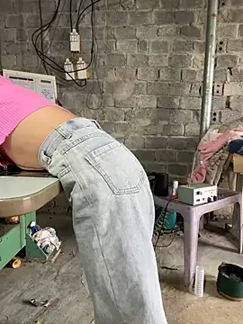 Snapshot of susin-beo chatting on February 5, 2026, 1:32 am susin-beo online show from February 5, 2026, 1:32 am