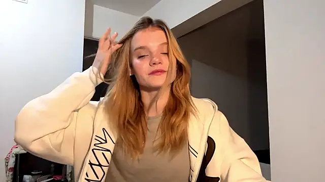 Snapshot of Tiffany_Muse chatting on February 4, 2026, 1:00 am Tiffany Muse online show from February 4, 2026, 1:00 am