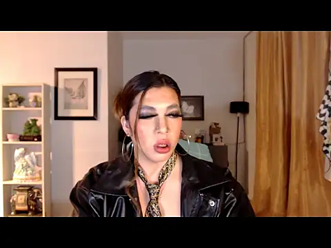 Snapshot of tsbigmilk chatting on February 6, 2026, 9:23 am tsbigmilk online show from February 6, 2026, 9:23 am