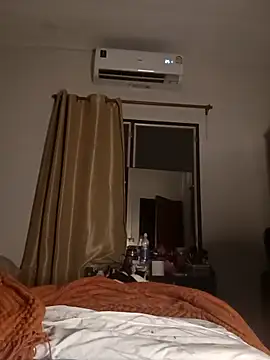 Snapshot of Seductive_Simon333 chatting on March 8, 2026, 8:12 pm Seductive Simon333 online show from March 8, 2026, 8:12 pm