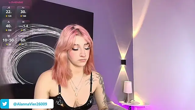 Snapshot of AlannaViera chatting on May 5, 2026, 11:51 am AlannaViera online show from May 5, 2026, 11:51 am