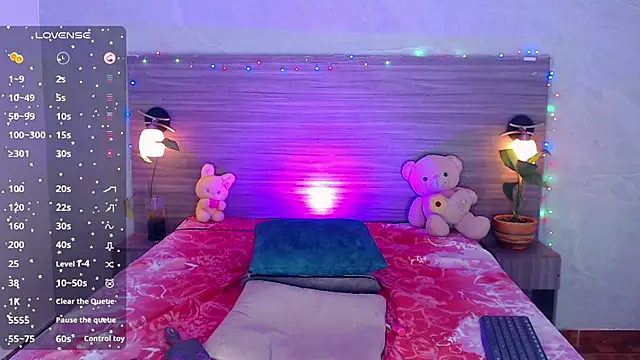 Sophia Valentina online show from July 1, 2026, 4:36 am