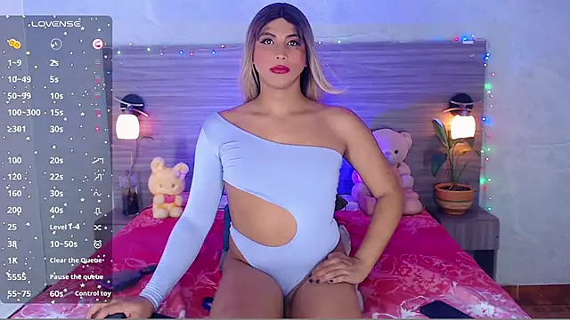 Sophia Valentina online show from July 7, 2026, 6:47 am