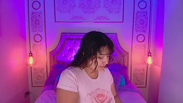 Honny Blaice  online show from February 25, 2026, 11:42 am