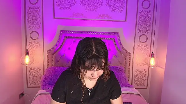 Honny Blaice  online show from March 12, 2026, 11:49 am