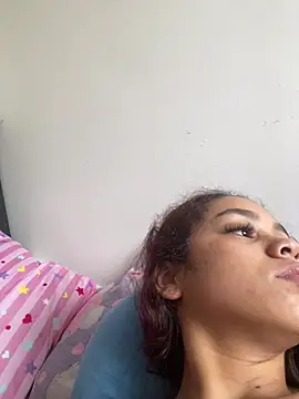 CarolineFyre online show from June 27, 2026, 12:22 pm