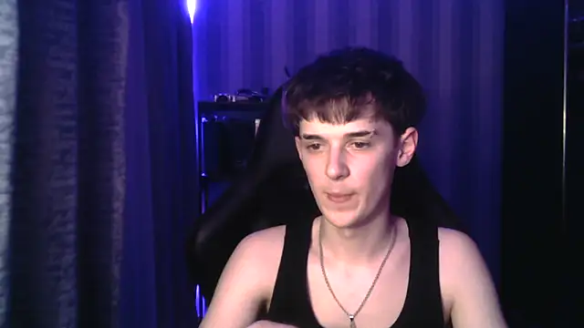 Snapshot of Sweet_Dude chatting on March 6, 2026, 7:43 pm Sweet Dude online show from March 6, 2026, 7:43 pm