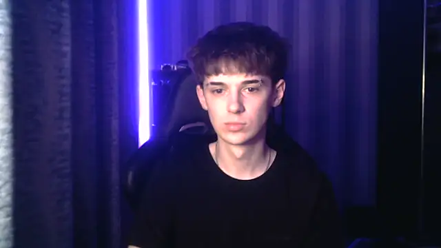 Snapshot of Sweet_Dude chatting on March 10, 2026, 4:12 pm Sweet Dude online show from March 10, 2026, 4:12 pm