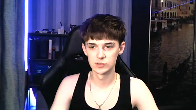 Snapshot of Sweet_Dude chatting on March 18, 2026, 4:54 pm Sweet Dude online show from March 18, 2026, 4:54 pm