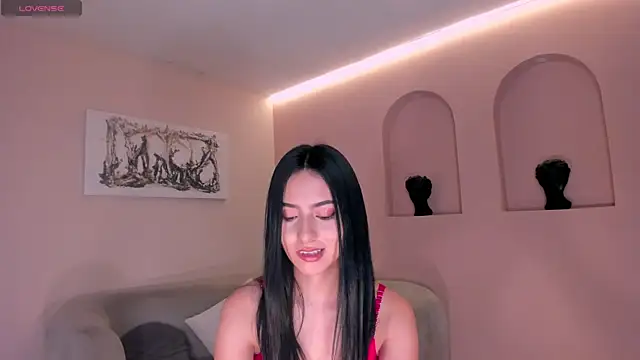 LucieMartin online show from April 8, 2026, 7:25 pm