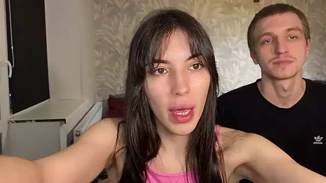 sweetiepipe online show from April 15, 2026, 4:03 pm