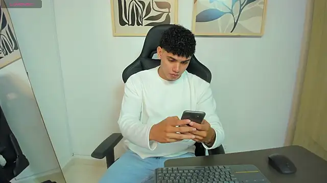 justin payn14 online show from May 28, 2026, 11:51 am