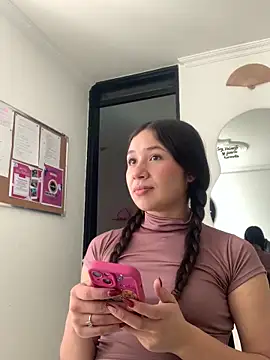 Snapshot of DULCE_MARIA_EF chatting on February 27, 2026, 12:49 pm DULCE MARIA EF online show from February 27, 2026, 12:49 pm