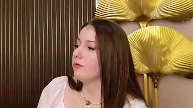 Snapshot of Anora_Mills chatting on February 14, 2026, 4:15 pm Anora Mills online show from February 14, 2026, 4:15 pm