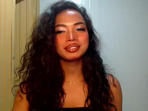 Snapshot of girlyteengrl chatting on February 8, 2026, 2:20 pm girlyteengrl online show from February 8, 2026, 2:20 pm